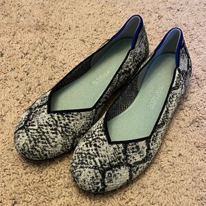 Rothy's Black and Cream Snake Print Flats